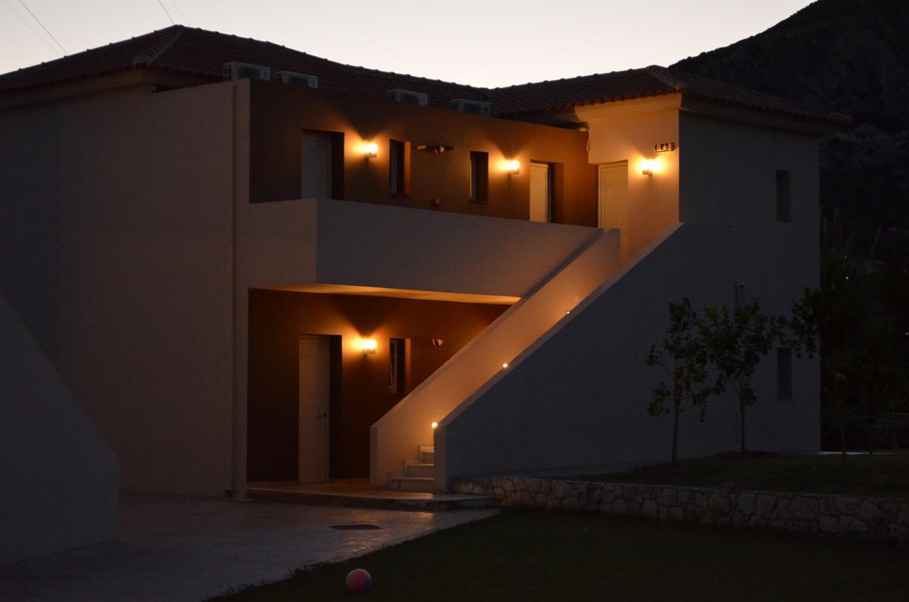 Aligis Studios Kateleios Exterior foto