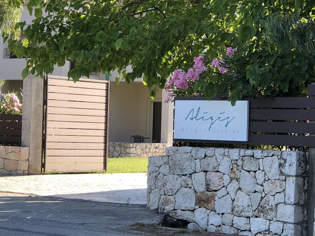Aligis Studios Kateleios Exterior foto